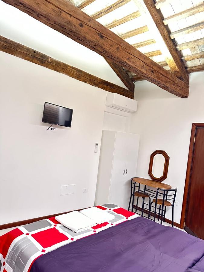 Venice Rainbow Apartments San Zaccaria Kültér fotó